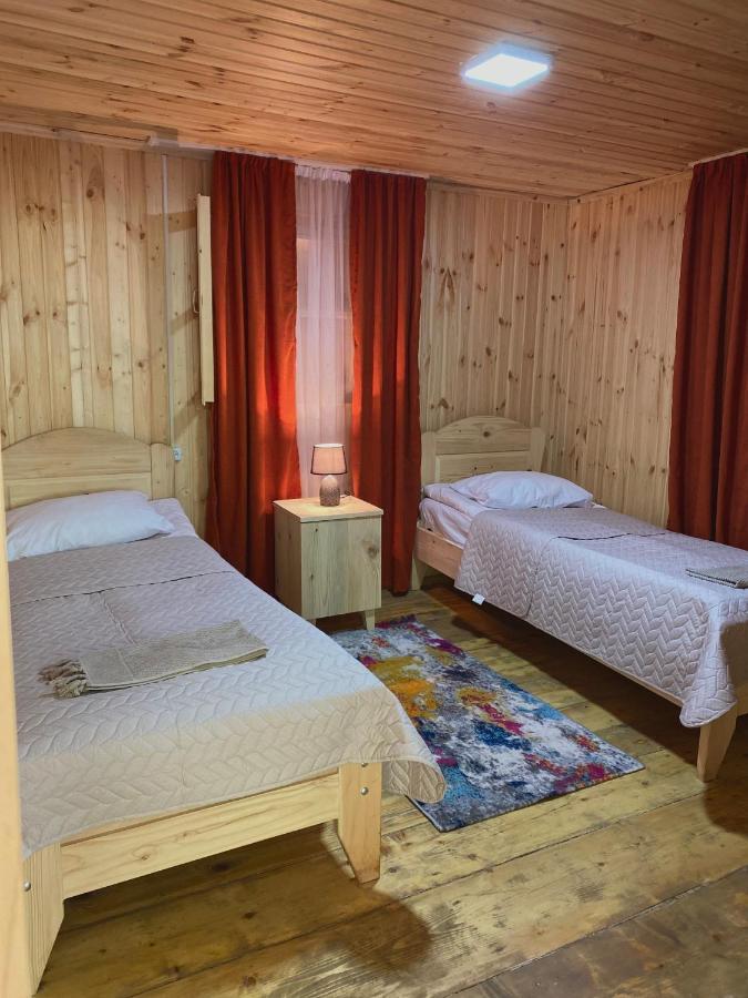 Ushguli 12 Century Hotell Exteriör bild